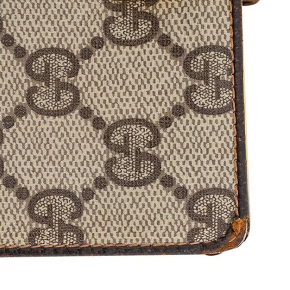 1970s Vintage Gucci Supreme Monogram Canvas Leather GG Gold Clasp Clutch Wallet - Picture 4 of 16